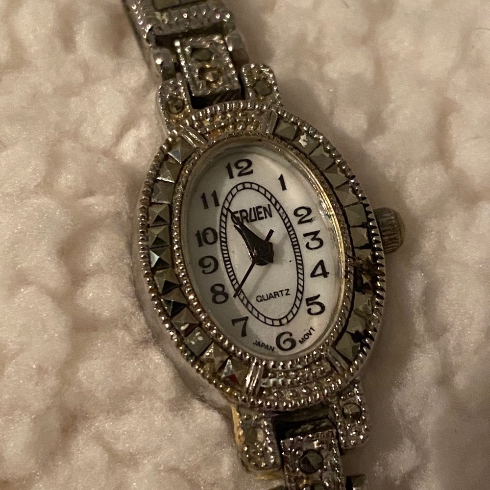 GRUEN WATCH